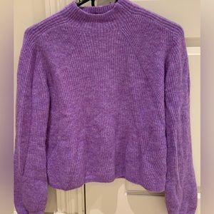 Banana republic lavender sweater